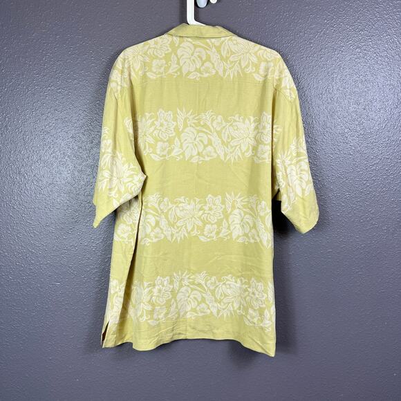 Tommy Bahama 100% Silk Hawaiian Shirt Light Yellow Jungle Panels Mens Medium - Picture 3 of 4